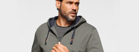 Bis zu 70% Universal Rabatt auf Herren Mode im SALE Bis zu 70% Universal Rabatt auf Herren Mode im SALE